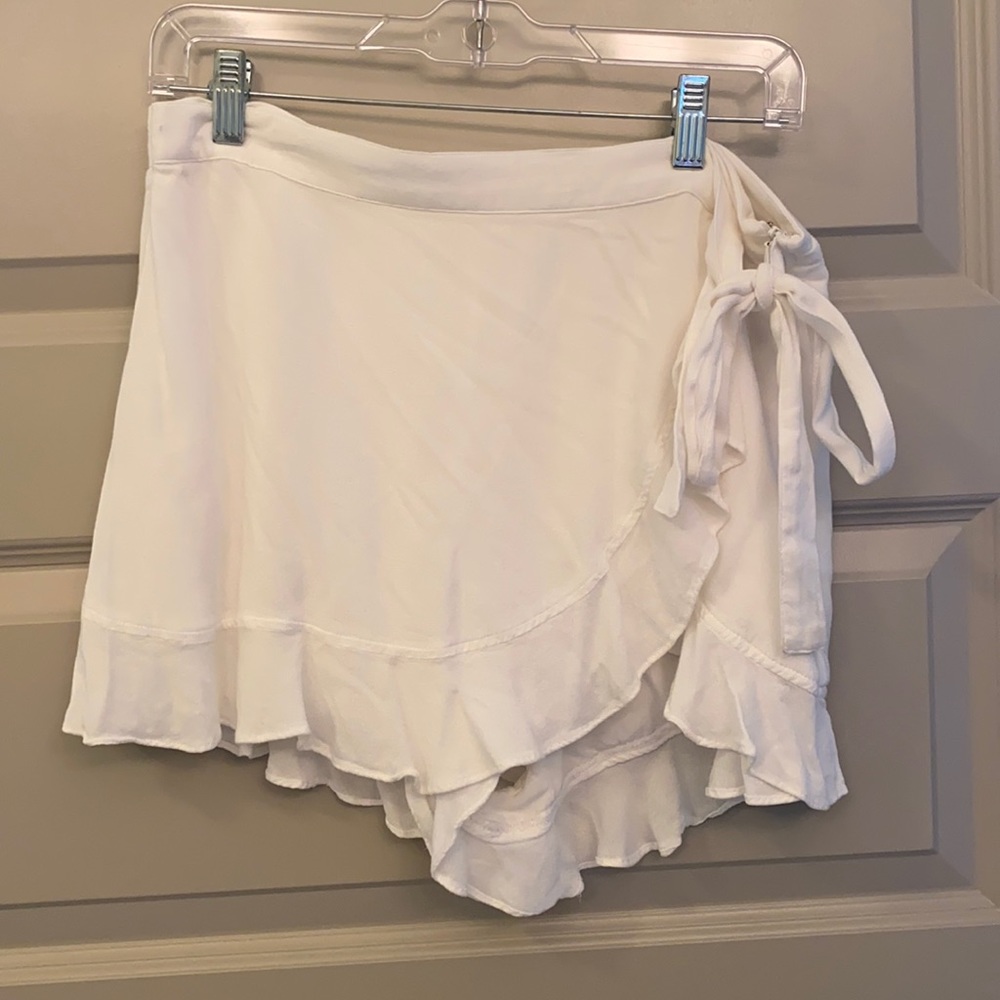 White skort